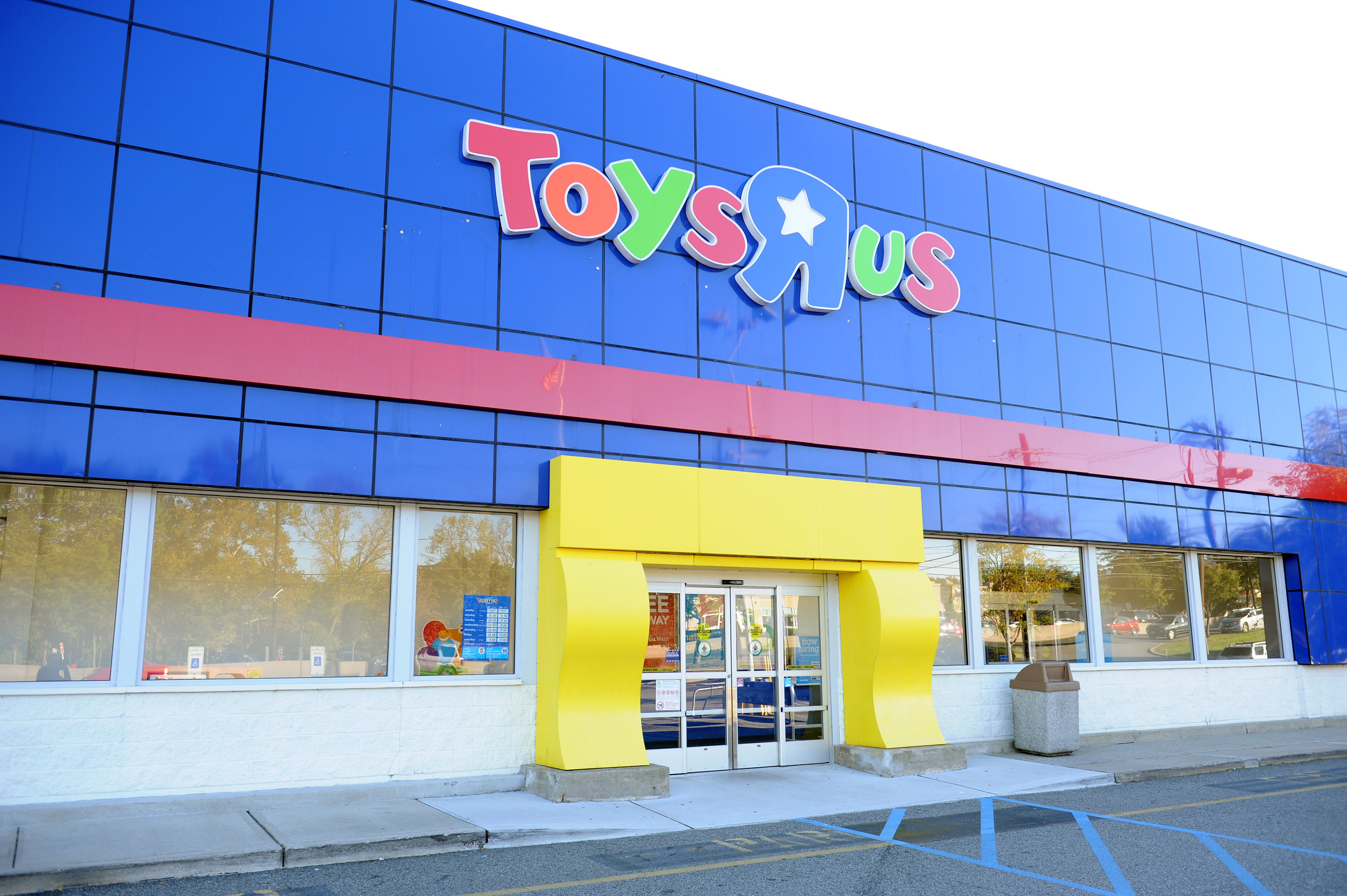 Toys“R”Us